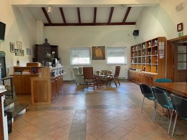 Samobor, proizv.-skladišni prodajni objekt 686 m2+569 m2 proiz. pogon - cover