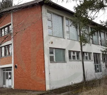 Tvornica i skladište: Daruvar, 3000 m2 + 12800 m2 zemljište - cover