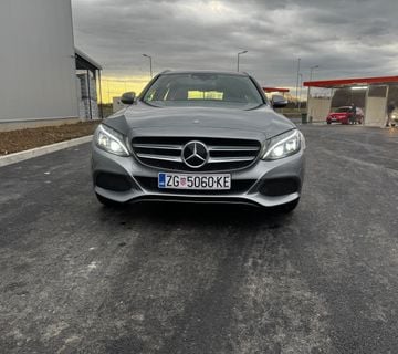 Mercedes Benz C220 Bluetec - cover