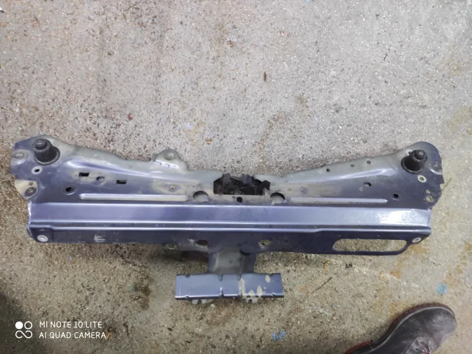 RENAULT TWINGO 2 2008 PREDNJI VEZNI LIM - cover