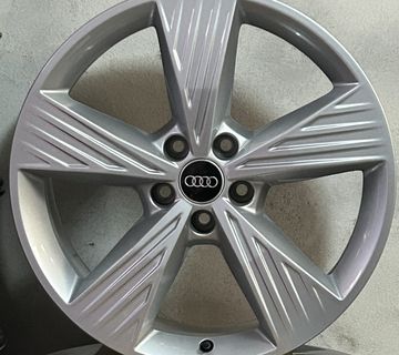 Audi original alu felge 5x112 19" / 4 komada - cover