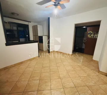 Prostran četverosobni stan, 90 m², Malešnica - BEZ PROVIZIJE - cover