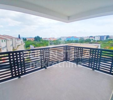 NOVOGRADNJA Vodice! Stan s djelomičnim pogledom na more, 82m2 - cover