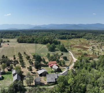 Seosko imanje u Dunjevcu-Veliki Žitnik, Gospić! - cover