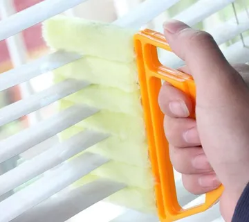 Četka za čišćenje žaluzina - cover