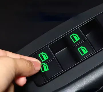 Fluorescentne naljepnice za tipke automobila - cover