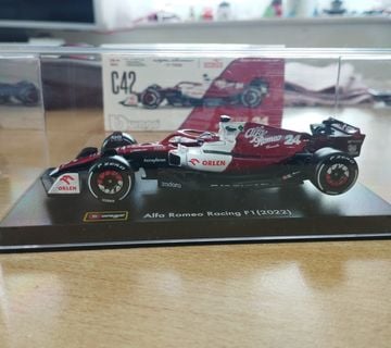 Bburago ALFA ROMEO - F1 C42 1:43 - cover