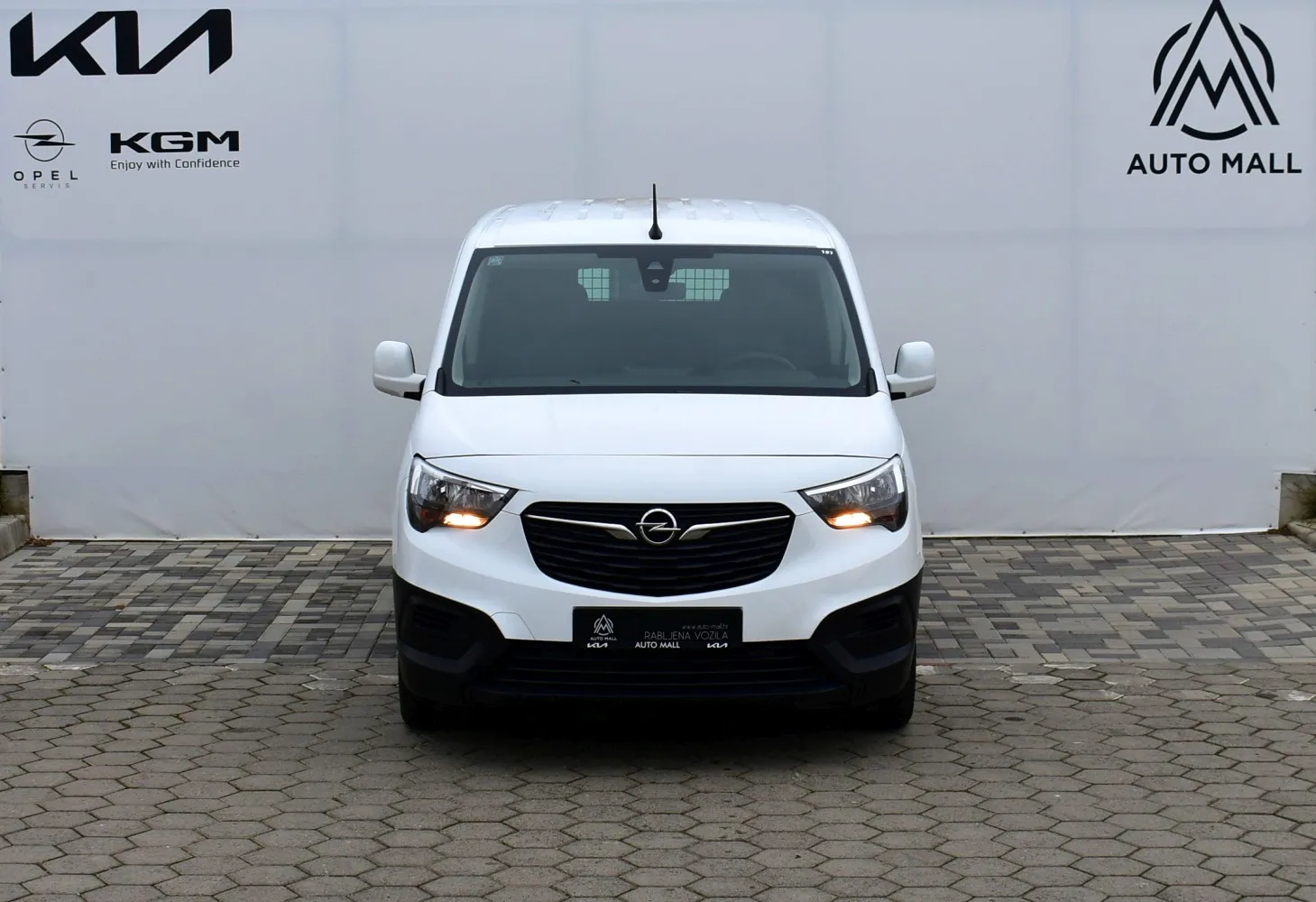 Opel Combo Van 1.5 CDTI Enjoy - cover