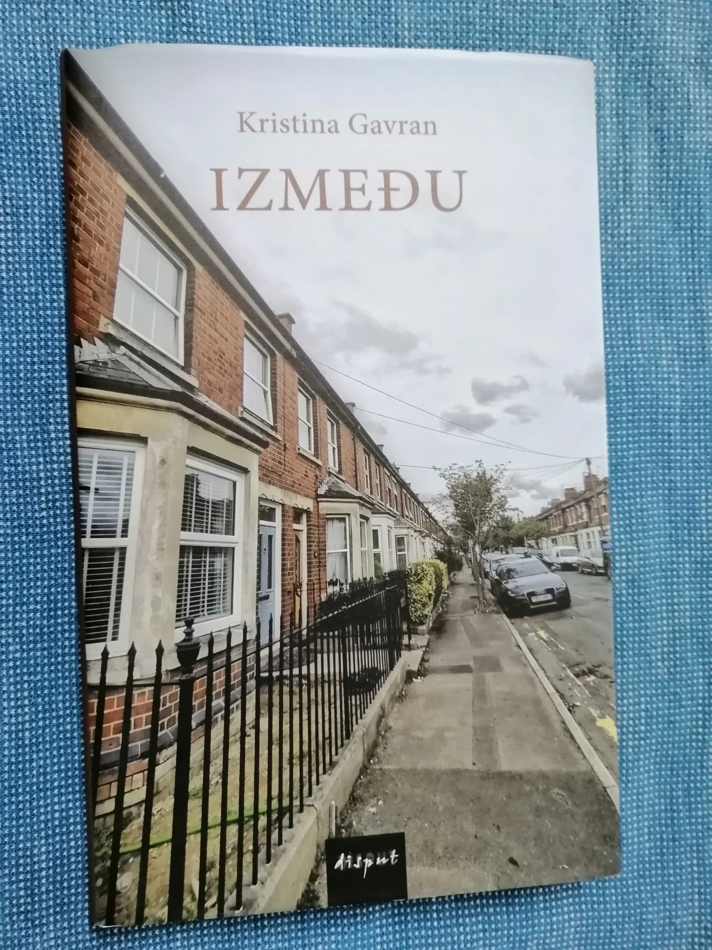 Kristina Gavran – Između - cover