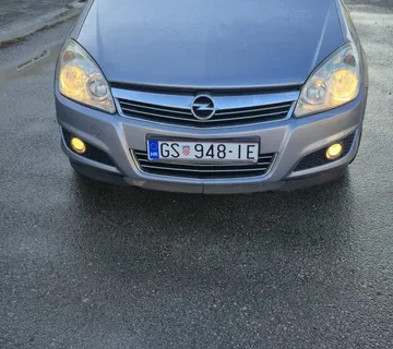 Opel astra regana godinu dana - cover