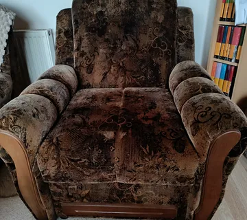 Fotelja u odličnom stanju - cover