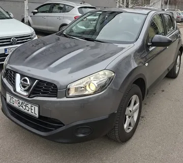 Nissan Qashqai 1.6 Visia - cover