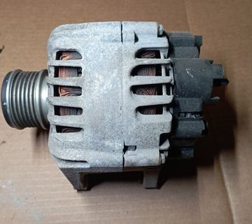 Renault Megane 3 08-16.god. alternator 231000027R - cover