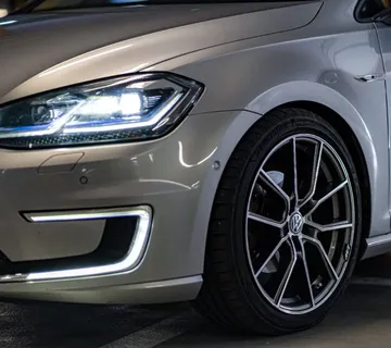 e-golf 2018g - cover
