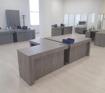 Uredski radni stolovi i namještaj - cover