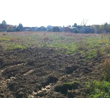 VALPOVO, zemljište površine 2939 m2 u građevinskoj zoni, PRODAJA! - cover