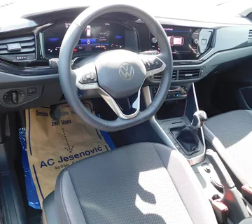 12796 Volkswagen Taigo 1.0 TSI 4Life - cover