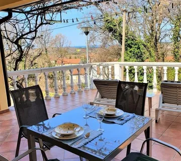 Poreč-Kuća Sa Tri Stana Na Prodaji - Poreč, Poreč