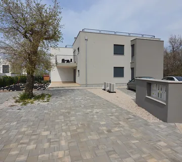 Poreč Okolica-Stan Na 1 Katu Sa Krovnom Terasom -Pogled More - Poreč, Poreč