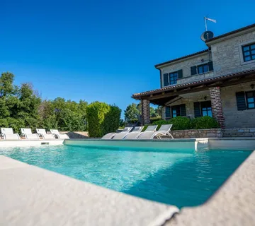 Eskluziva-Rustikalna Vila Na Prodaju-Sveti Lovreč -Heraki - Heraki, Sveti Lovreč