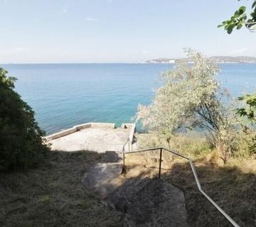 UMAG OKOLICA-RIJETKOST NA TRŽIŠTU , KUĆA DIREKTNO NA MORU - cover