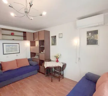 Uređeni stan 28m² u Červar-Poratu – 300m od plaže! - Červar-Porat, Poreč