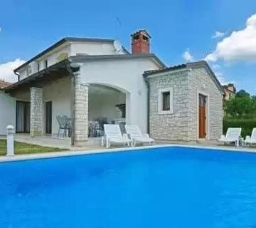 POREČ OKOLICA-VILA NA PRODAJI SA BAZENOM - cover