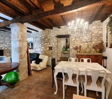 POREČ 4 KM -KAMENA KUĆA SA DVA STANA NA PRODAJI - cover