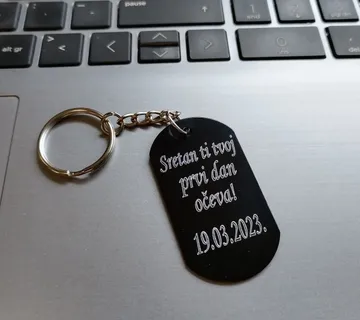 Personalizirani privjesak za dan očeva - cover