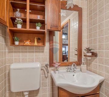 MATULJI,JUŠIĆI- 2 stana sveukupne površine 62 m2 - cover