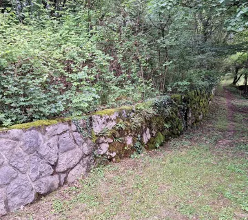 OPATIJA, VEPRINAC - građevinsko zemljište 1205 m2 - cover