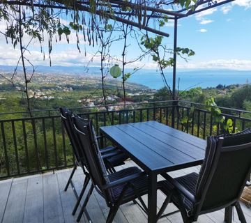 OPATIJA,RUKAVAC- stan s velikom terasom i pogledom na more - cover