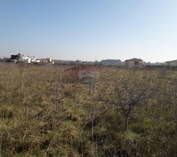 Istra,Vodnjan,građavinsko emljište na lijepoj lokaciji - cover