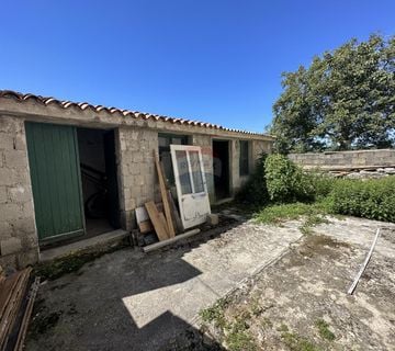 ISTRA, BARBAN - Autohtona kuća - cover