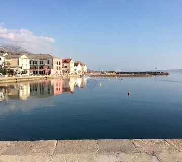 Karlobag – kamena kuća s dušom Mediterana,minutu do mora - cover