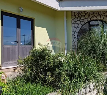 Rijeka, Dražice - poslovni prostor, 60 m2 - cover