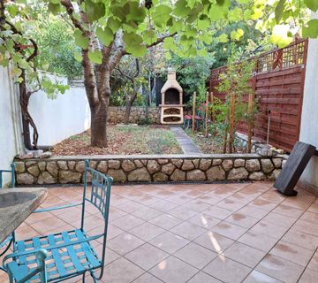 Baška - kuća u nizu 60m2, okućnica - cover