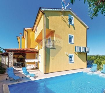 Istra, Poreč,okolica, dvojna kuća s bazenom u manjem mjestu - cover