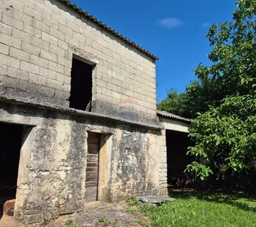 Istra, Kanfanar okolica građevinsko zemljište sa kućom - cover