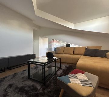 Poreč, okolica, moderan stan u potkrovlju od 70 m2 - cover