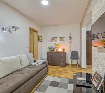 MATULJI,JUŠIĆI- 2 stana sveukupne površine 62 m2 - cover