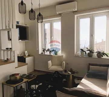 Rijeka, Kantrida, stan u prizemlju s terasom - cover