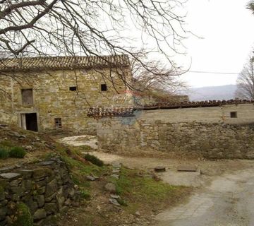 Roč - jedinstvena nekretnina u srcu Istre - cover