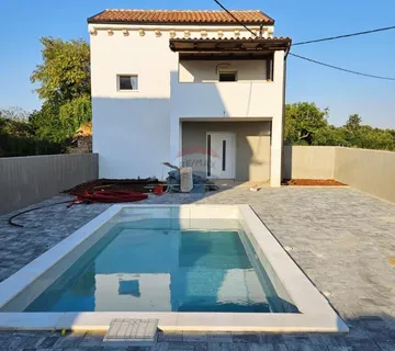 Istra, Žminj - kuća sa bazenom - cover