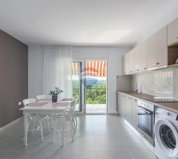 Pazin, okolica - prostran stan za najam - cover