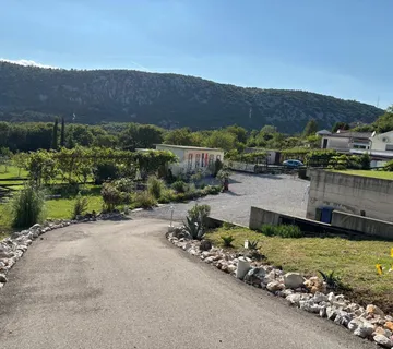 Bribir, dvije kuće na imanju od 3500m2 - cover