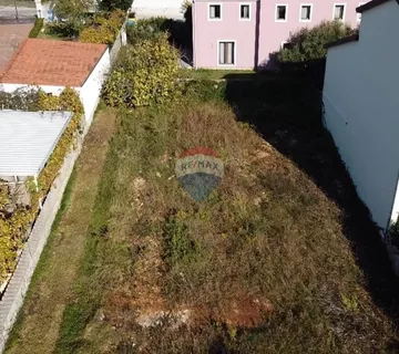 Poreč, Varvari - atraktivno zemljište na dobroj lokaciji - cover
