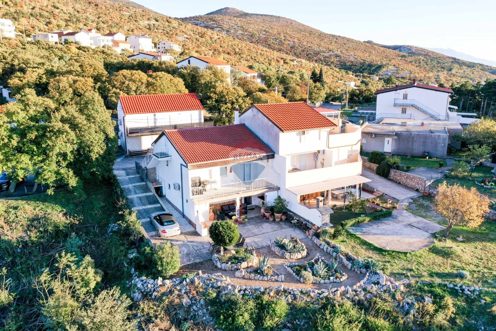 NOVI VINODOLSKI-okolica,kuća na uzvisini s pogledom koji ostavlja bez daha - cover