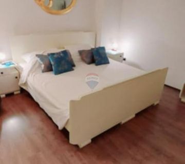 Istra, Rovinj - dva stana i veliko spremište/konoba - cover