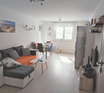 Poreč, Žbandaj - moderan stan od 46 m2 sa velikom terasom - cover
